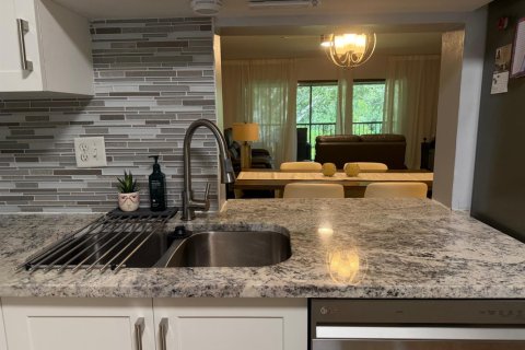 Copropriété à vendre à Coconut Creek, Floride: 2 chambres, 106.84 m2 № 2250197 - photo 12