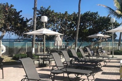 Copropriété à vendre à Fort Lauderdale, Floride: 2 chambres, 139.35 m2 № 1887675 - photo 29