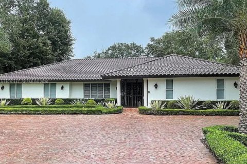 Casa en Miami, Florida 5 dormitorios, 241.55 m2 № 2045123