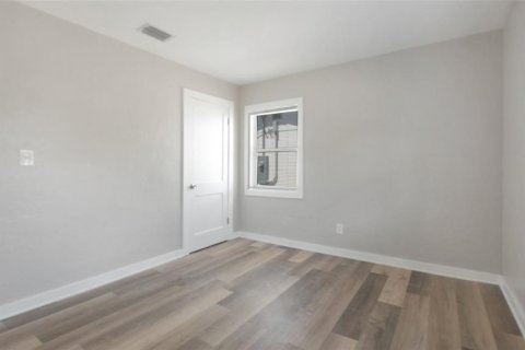 Casa en venta en Saint Petersburg, Florida, 3 dormitorios, 99.22 m2 № 1782228 - foto 23