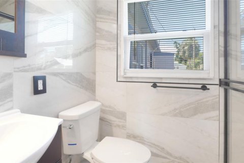 Casa en venta en Saint Petersburg, Florida, 3 dormitorios, 99.22 m2 № 1782228 - foto 22