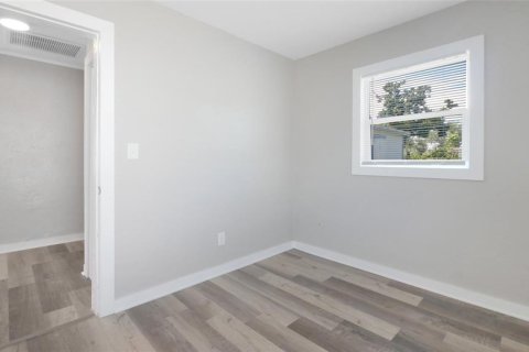 Casa en venta en Saint Petersburg, Florida, 3 dormitorios, 99.22 m2 № 1782228 - foto 20