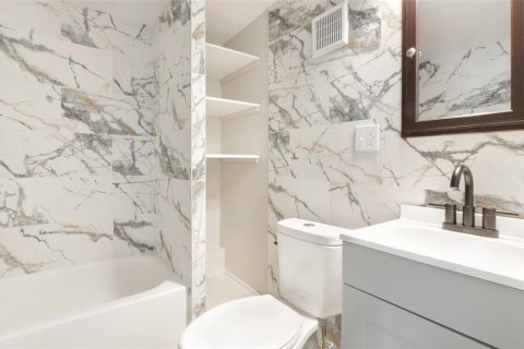 Casa en venta en Saint Petersburg, Florida, 3 dormitorios, 99.22 m2 № 1782228 - foto 18