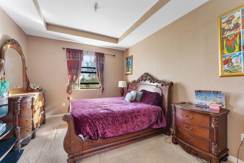 Купить таунхаус в Маргит, Флорида 7 комнат, 152.55м2, № 2078146 - фото 15