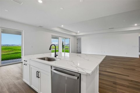 House in Parrish, Florida 4 bedrooms, 348.01 sq.m. № 2134425 - photo 8