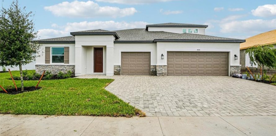 House in Parrish, Florida 4 bedrooms, 348.01 sq.m. № 2134425