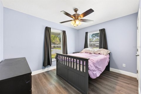 House in Winter Garden, Florida 3 bedrooms, 125.6 sq.m. № 2419574 - photo 20