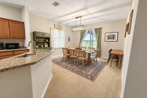 Villa ou maison à vendre à Eagle Lake, Floride: 4 chambres, 170.38 m2 № 2410444 - photo 5