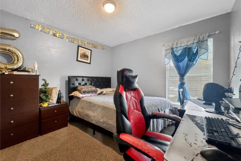 House in Orlando, Florida 3 bedrooms, 110.93 sq.m. № 2114538 - photo 16