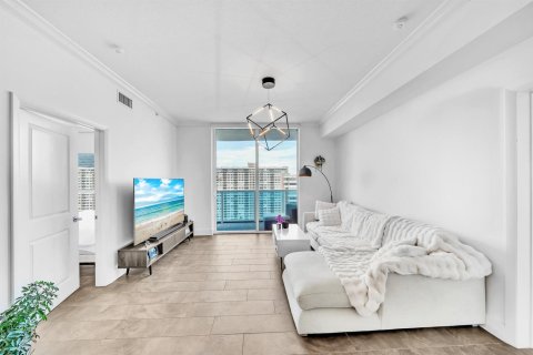 Copropriété à vendre à Hallandale Beach, Floride: 2 chambres, 123.56 m2 № 2146164 - photo 6