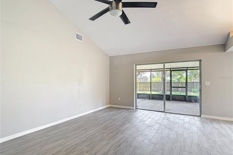 Casa en venta en Brandon, Florida, 3 dormitorios, 120.68 m2 № 1783113 - foto 12