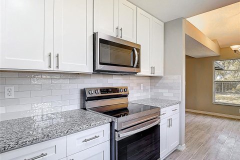 Casa en venta en Brandon, Florida, 3 dormitorios, 120.68 m2 № 1783113 - foto 22