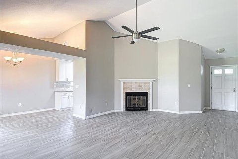 Casa en venta en Brandon, Florida, 3 dormitorios, 120.68 m2 № 1783113 - foto 14