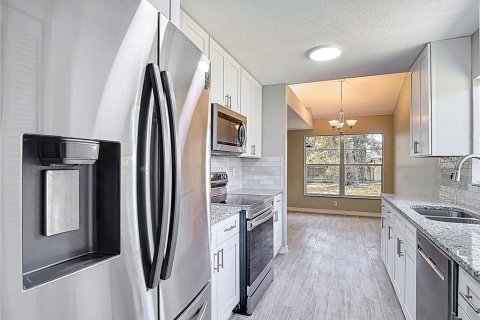 Casa en venta en Brandon, Florida, 3 dormitorios, 120.68 m2 № 1783113 - foto 24