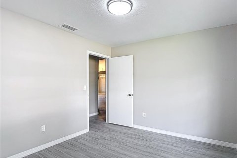 Casa en venta en Brandon, Florida, 3 dormitorios, 120.68 m2 № 1783113 - foto 27