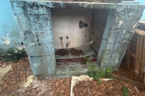 Casa en venta en Miami Gardens, Florida, 2 dormitorios, 83.24 m2 № 1996716 - foto 29