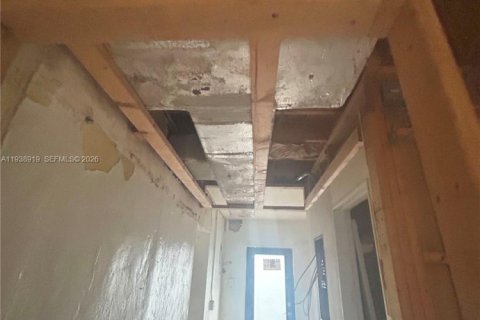 Casa en venta en Miami Gardens, Florida, 2 dormitorios, 83.24 m2 № 1996716 - foto 22