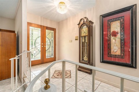 House in Tampa, Florida 4 bedrooms, 317.54 sq.m. № 1816758 - photo 5