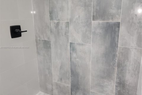 Condominio en venta en Sunrise, Florida, 1 dormitorio, 59.46 m2 № 1935050 - foto 16