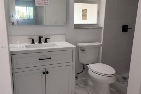 Condominio en venta en Sunrise, Florida, 1 dormitorio, 59.46 m2 № 1935050 - foto 14