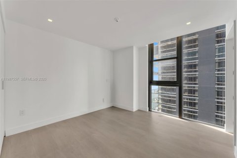 Купить кондоминиум в Майами, Флорида 4 спальни, 234.11м2, № 2048907 - фото 20