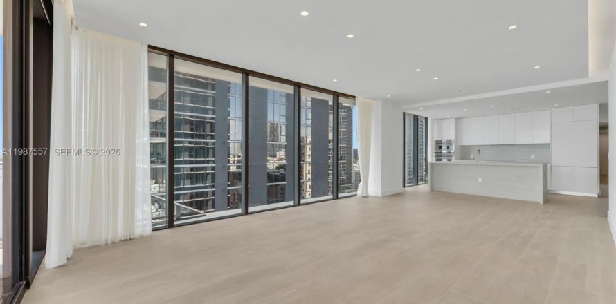 Кондоминиум с 4 спальнями в Майами, Флорида № 2048907