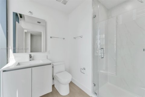 Купить кондоминиум в Майами, Флорида 4 спальни, 234.11м2, № 2048907 - фото 30