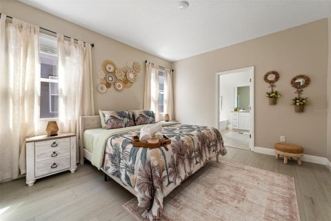 House in Davenport, Florida 5 bedrooms, 273.32 sq.m. № 1519631 - photo 7
