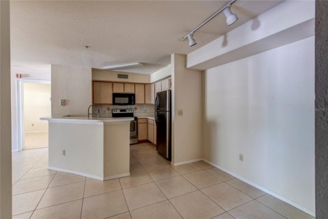 Condominio en venta en Altamonte Springs, Florida, 2 dormitorios, 102.38 m2 № 1870882 - foto 3