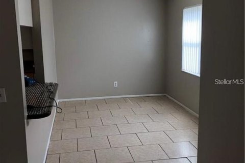 Condo in Orlando, Florida, 2 bedrooms  № 2220074 - photo 4