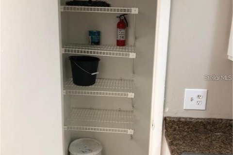 Condo in Orlando, Florida, 2 bedrooms  № 2220074 - photo 6