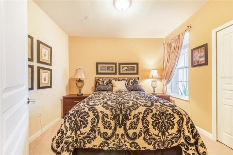 Condo in Davenport, Florida, 2 bedrooms  № 2218098 - photo 25