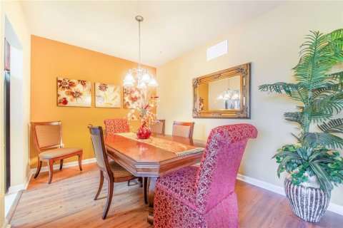 Condo in Davenport, Florida, 2 bedrooms  № 2218098 - photo 17