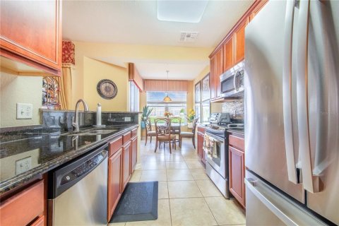 Condo in Davenport, Florida, 2 bedrooms  № 2218098 - photo 14