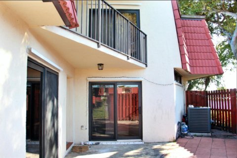Townhouse in West Palm Beach, Florida 2 bedrooms, 124.4 sq.m. № 2146976 - photo 4