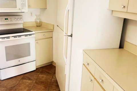 Townhouse in West Palm Beach, Florida 2 bedrooms, 124.4 sq.m. № 2146976 - photo 24