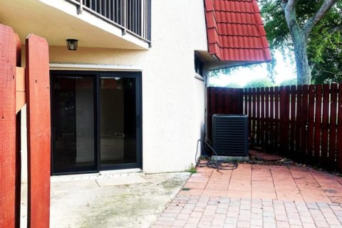 Townhouse in West Palm Beach, Florida 2 bedrooms, 124.4 sq.m. № 2146976 - photo 6