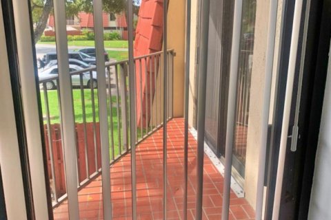 Townhouse in West Palm Beach, Florida 2 bedrooms, 124.4 sq.m. № 2146976 - photo 17