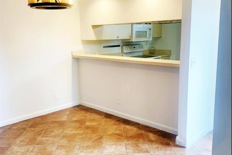 Townhouse in West Palm Beach, Florida 2 bedrooms, 124.4 sq.m. № 2146976 - photo 26