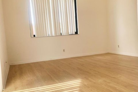 Townhouse in West Palm Beach, Florida 2 bedrooms, 124.4 sq.m. № 2146976 - photo 10