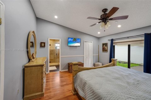 Купить виллу или дом в Майами-Лейкс, Флорида 3 спальни, 173.54м2, № 1991300 - фото 15