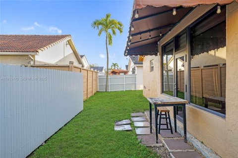 Купить виллу или дом в Майами-Лейкс, Флорида 3 спальни, 173.54м2, № 1991300 - фото 24