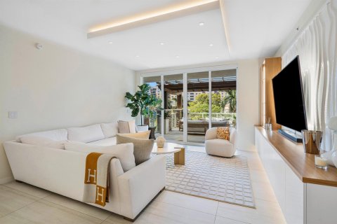 Copropriété à louer à Boca Raton, Floride: 2 chambres, 181.72 m2 № 2388023 - photo 12