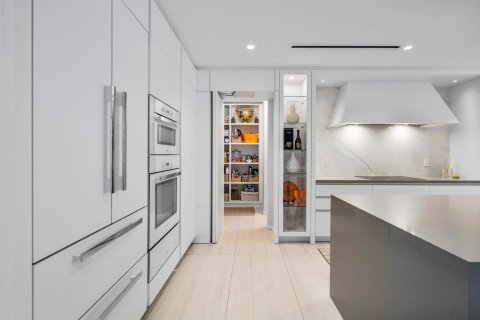 Copropriété à louer à Boca Raton, Floride: 2 chambres, 181.72 m2 № 2388023 - photo 9