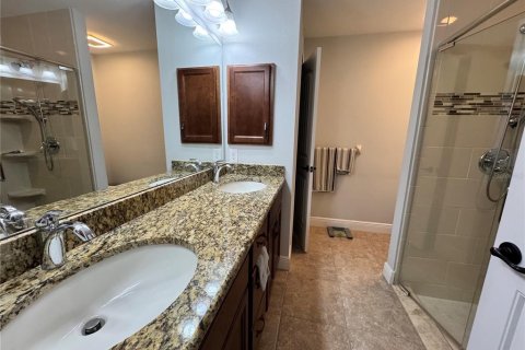 House in Summerfield, Florida 3 bedrooms, 147.25 sq.m. № 2203930 - photo 13