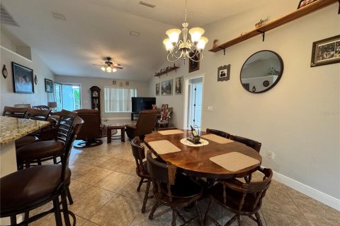 House in Summerfield, Florida 3 bedrooms, 147.25 sq.m. № 2203930 - photo 9