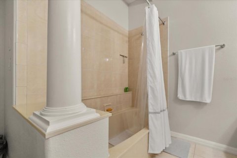 Touwnhouse à vendre à Kissimmee, Floride: 3 chambres, 211.35 m2 № 1793163 - photo 15