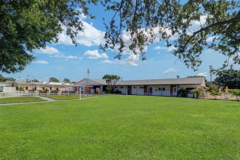 Condominio en venta en Saint Petersburg, Florida, 2 dormitorios, 80.82 m2 № 1912152 - foto 22