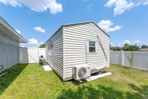 House in Ocala, Florida 3 bedrooms, 124.67 sq.m. № 2235375 - photo 25
