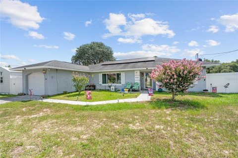 House in Ocala, Florida 3 bedrooms, 124.67 sq.m. № 2235375 - photo 3